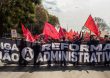 Brasília acorda cedo com atos de servidores contra a PEC-32